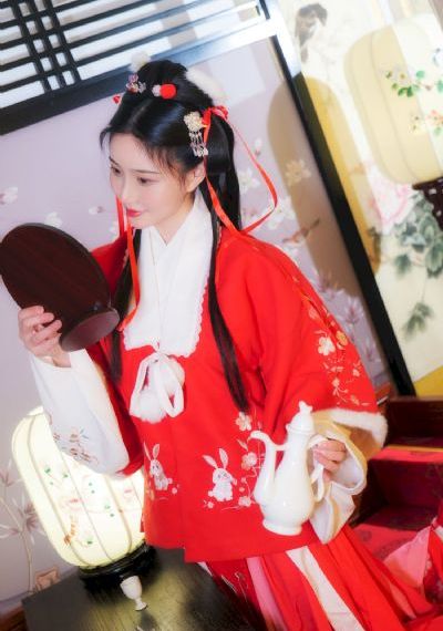 丫鬟犯错被打的作文小耘_剧情片电影完整版在线观看