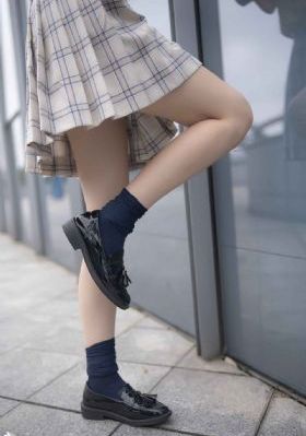 传媒在线_超清高清免费观看