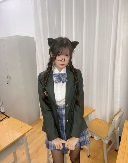 西红市首富_HD高清电影在线