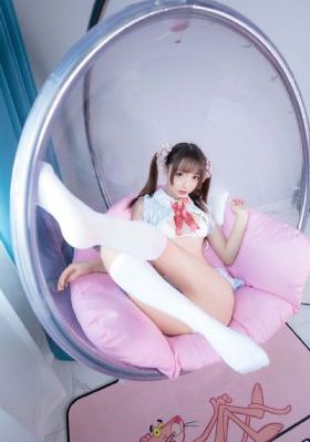 《浴室狂欢》电影_BD英语超清免费观看